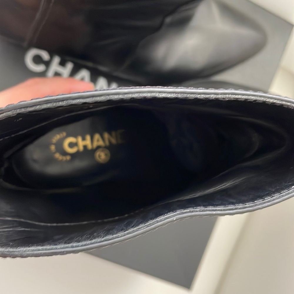 CHANEL Black Calfskin Short Boots - Picture 15 of 15